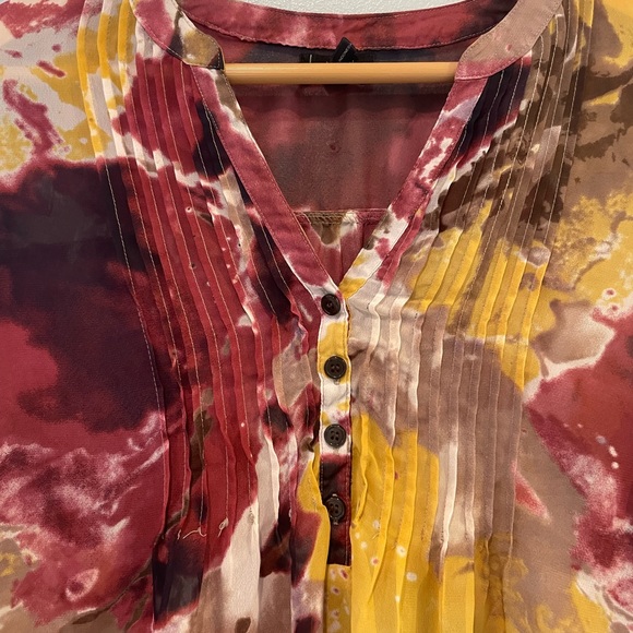 Perfect fall work blouse/top - Picture 2 of 3